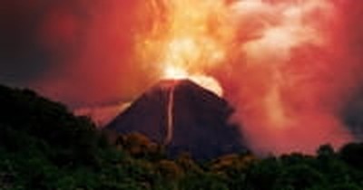 Hawaii's Kilauea Volcano Erupts, Forcing Evacuations of 1,700 People