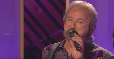 'Just a Little Talk With Jesus' The Oak Ridge Boys Live