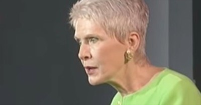 Jeanne Robertson Speaks The Truth When She Discusses Mothers Vs. Teenage Daughters. LOL! 