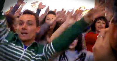 Hundreds of Romanians Join Together in Joyous Dance for Autism Awareness
