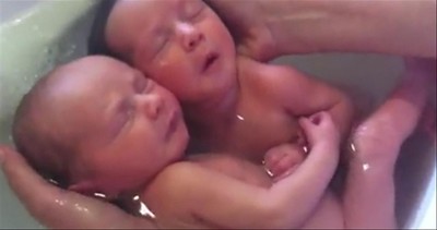 Fraternal Twins Meet Each Other For The First Time in a Warm Embrace