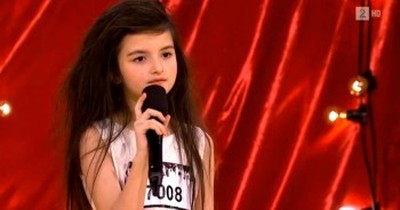 7-Year-Old Blows Judges Away with a Classic 