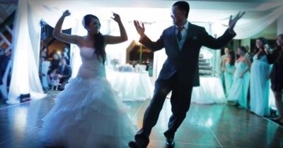 Couple Surprises Guests with an Awesome Wedding Dance that Ends BIG! 