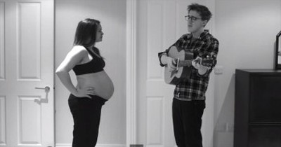 Adorable Dad Sings to His Growing Baby 