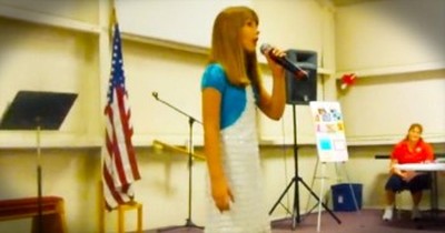 10-Year-Old Girl Sings Heartfelt ‘Just A Closer Walk With Thee’ 
