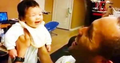 Baby’s First Laughing Fit Is TOO Cute! LOL! 