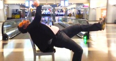 He Was Stranded In The Airport. But This Man Found The Silver Lining, And It's EPIC! 