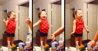 This Little Cutie Is 1 Adorable Lip-Syncer! She’s Definitely Letting It All GO! 