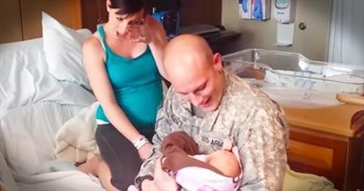 This Soldier Just Met His Daughter For The Very First Time. And My Heart Is Completely Melted! 