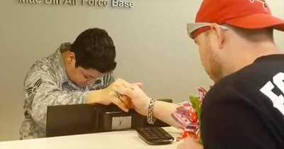 What This Man Did For Soldiers Was Amazing But what He Does At 0:53 Will Leave You In Tears