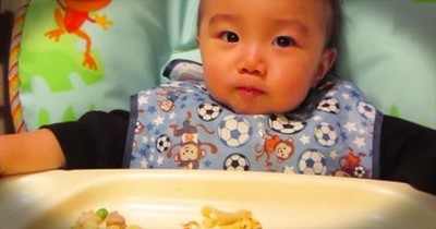 Adorable Baby Hilariously Eats Food Like a Ninja 