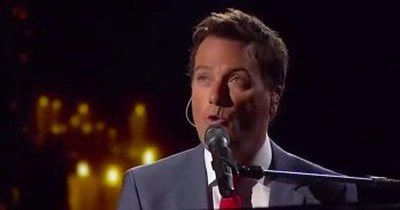 Michael W. Smith And Little Big Town Will Give You Goosebumps With ‘Silent Night’ 