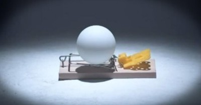 Mind-Blowing Chain Reaction Caused By Mousetraps And Ping-Pong Balls 