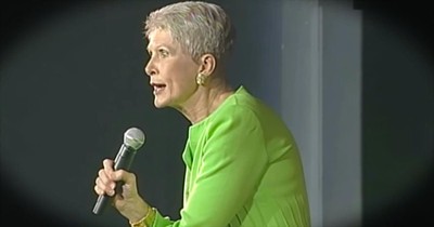 Jeanne Robertson Brings The LOLs With Reasons Why Men Shouldn’t Reserve Rooms