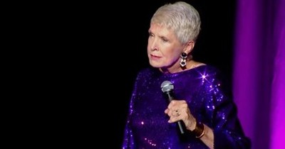 Jeanne Robertson Brings The Laughs With Her Feelings On Cursive Writing 