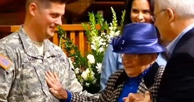 Soldier Moves Promotion Ceremony So Terminally Ill Grandma Can Attend 