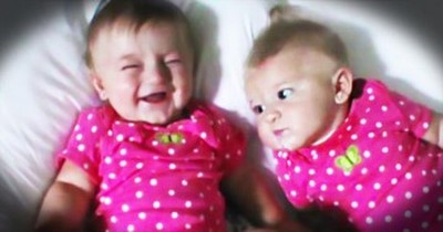 Hilarious Baby Makes Her Twin Sister Laugh 