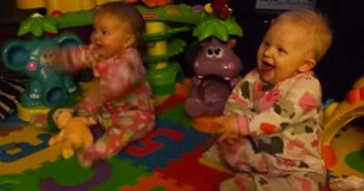 8-Month-Old Twins Have Adorable Reaction When Daddy Comes Home 