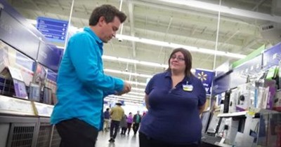 Hidden Camera Shows Extraordinary Customer Service At Wal-Mart  