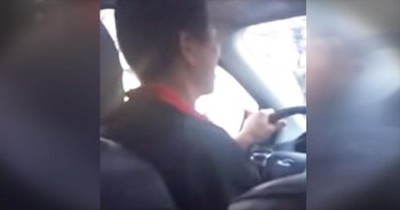 Uber Cab Driver Sings Beautifully For Passenger 