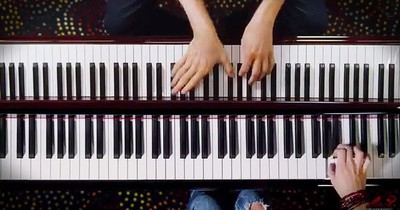 2 Dueling Piano Players Will Leave Your Jaw On The Floor