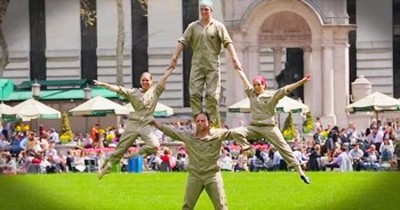 Groundskeepers Surprise Park Visitors With Amazing Acrobatic Routine 
