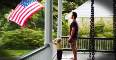 Actor Chris Pratt Recites The Pledge Of Allegiance With His 2-Year-Old Son