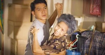 Kind Caretaker Dances With Grandma In Retirement Home 