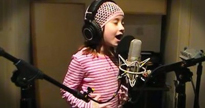 7-Year-Old Sings AWE-Inspiring Rendition Of ‘The Star-Spangled Banner’ 