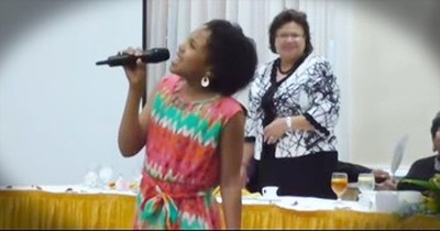 11-Year-Old Sings Amazing Version Of ‘Take Me To The King.’ WOW! 