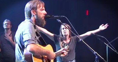 ‘Oh Lord, You’re Beautiful’ – Emotional Worship From Bethel Music 