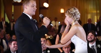 Groom Surprises Bride With Amazing Flash Mob At Reception