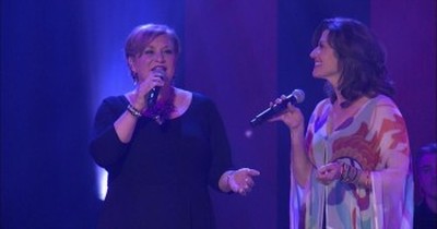 Amy Grant - El Shaddai (Live) - Christian Music Videos