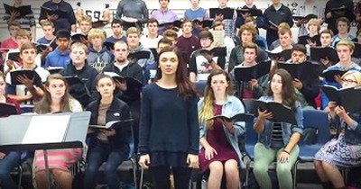 Choir Sings ‘Be Still My Soul’ After Oregon College Shooting 