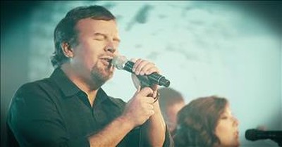 ‘Good Good Father’ – Stunning Worship From Casting Crowns 