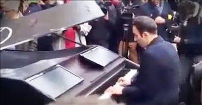 Pianist Drives 400 Miles To Play 'Imagine' For Paris Victims 