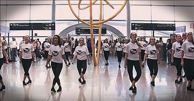 Irish Dance Flashmob in Dublin Airport 