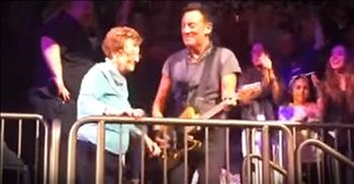 Rock Star Bruce Springsteen Brings 90-Year-Old Mom On Stage During Concert 