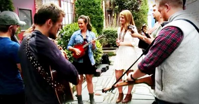 The Willis Family Sings 'When You Say Nothing At All'