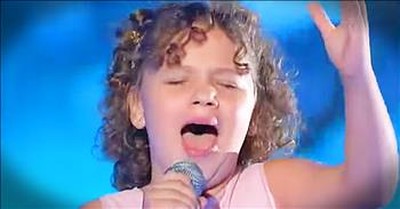 11-Year-Old Leaves Crowd Speechless With Romanian Song 