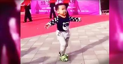 Tiny Toddler Dances Adorably In The Street 