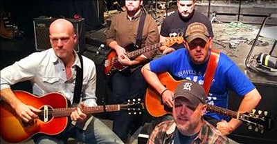 'Dear Younger Me' - Amazing Acoustic Hit From MercyMe 