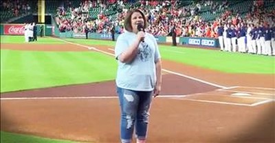 Viral Chewbacca Mom Is Singing For Our Country...SO Good!  