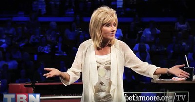 Beth Moore Shares Story Of Vision From God During Prayer