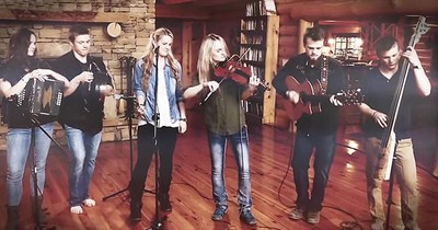 Musical Family Of 14 Shares How They're Reaching The World Through God