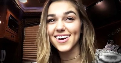 Sadie Robertson Has Inspirational Message For Girl's Around The World