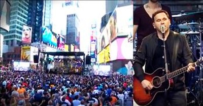 Matt Redman Turns Times Square Into A Church