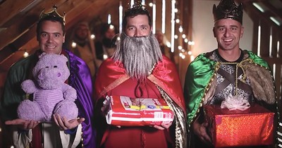 Grown Ups Act Out Story Of Jesus According To Funny Kids