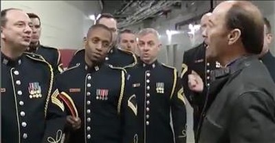 Lee Greenwood And U.S. Army Chorus Sing 'God Bless The USA' 