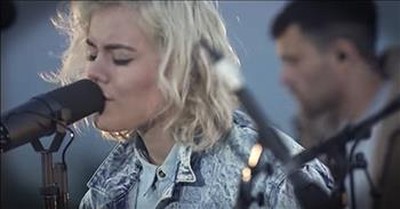 'Heart Like Heaven' - Worship From Hillsong United At The Sea Of Galilee 